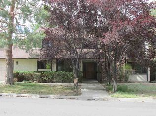 2040 Newman Pl, Carson City, NV 89703