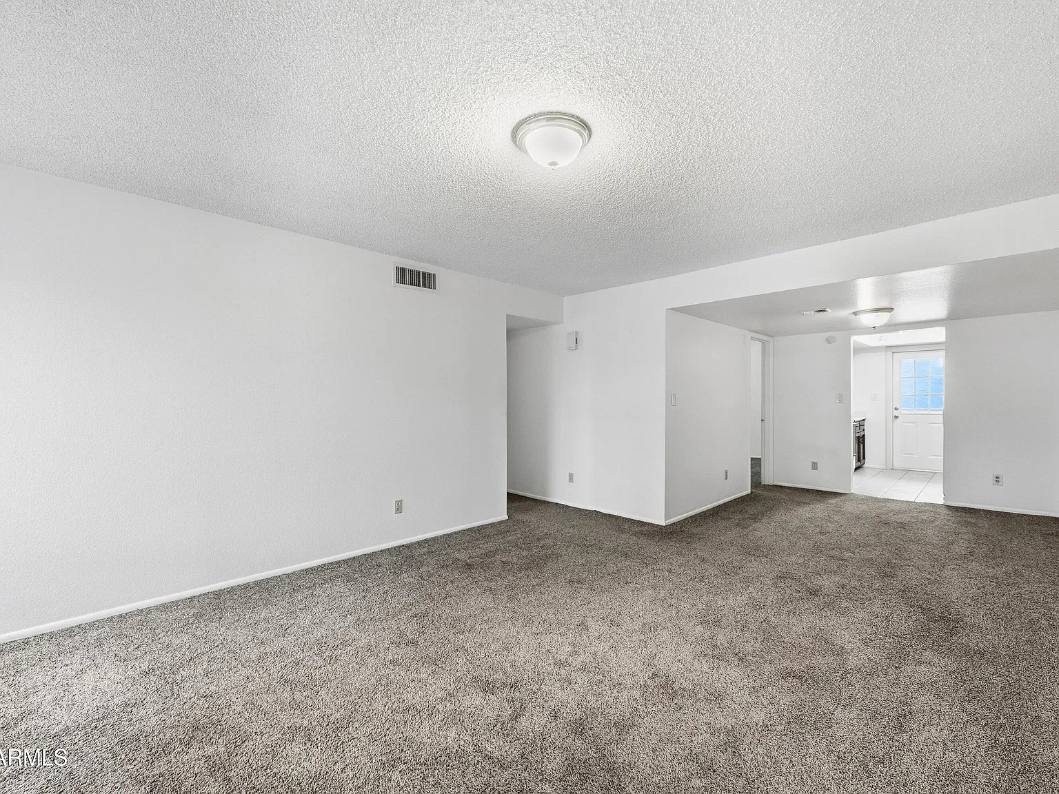 2 bed, 2.0 bath, 988 sqft, $1,400 — Photo 4