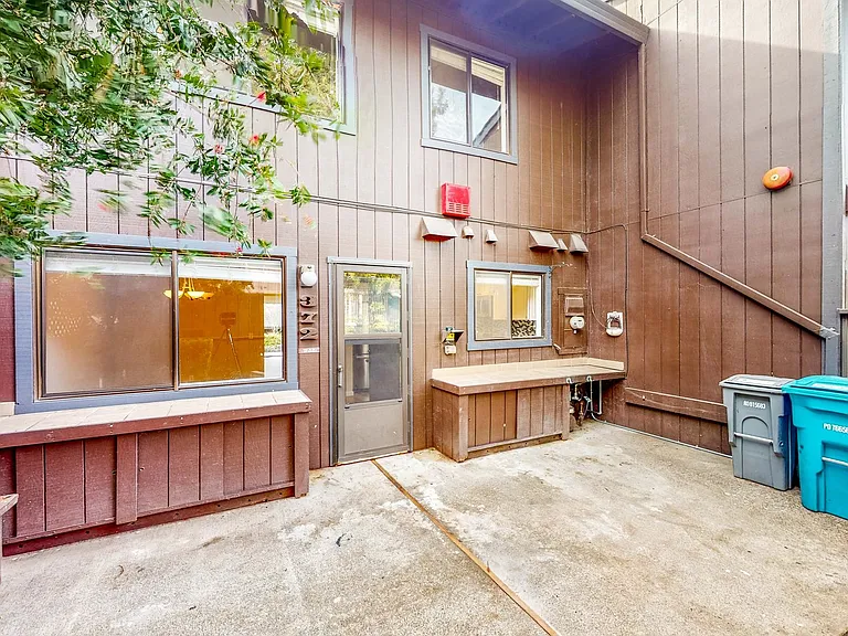 372 Los Alamos Rd — Photo 38