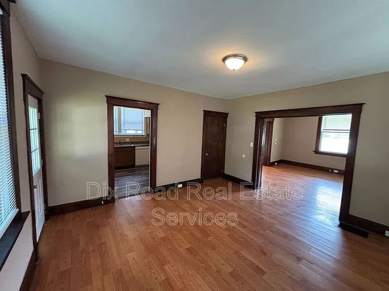 11169 Maple St — Photo 11