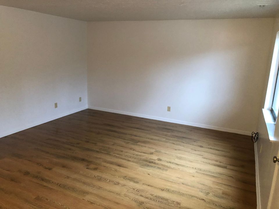 1810 Brewster Creek Dr 1810, Akron, OH 44306 Zillow