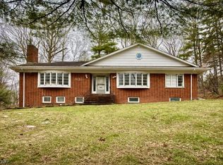 1495 Fox Trl, Mountainside, NJ