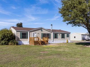 9358 Rodeo Dr, Terrell, TX 75160