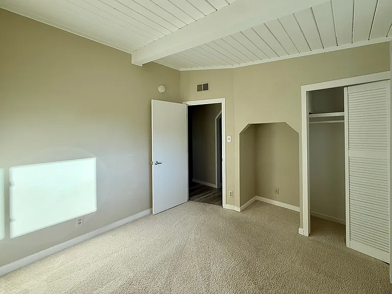 435 Dell Ave — Photo 17