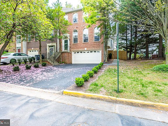 2nd image of 4020 Rosemeade Dr