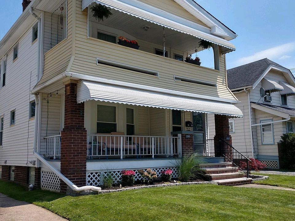 1st image of 2097 Chesterland Ave