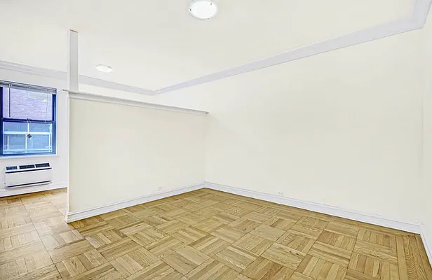 Rented by (Legacy) Elegran | media 12