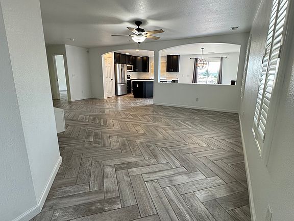 5th image of 16282 E 104th Way
