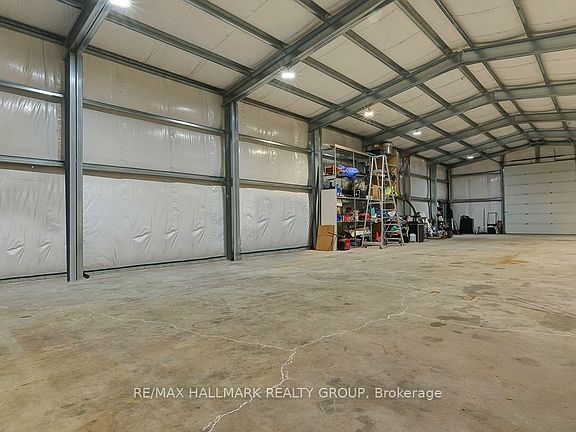 5th image of 618 Corkery Rd