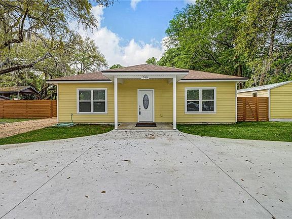 2nd image of 740 Old Amelia Ave