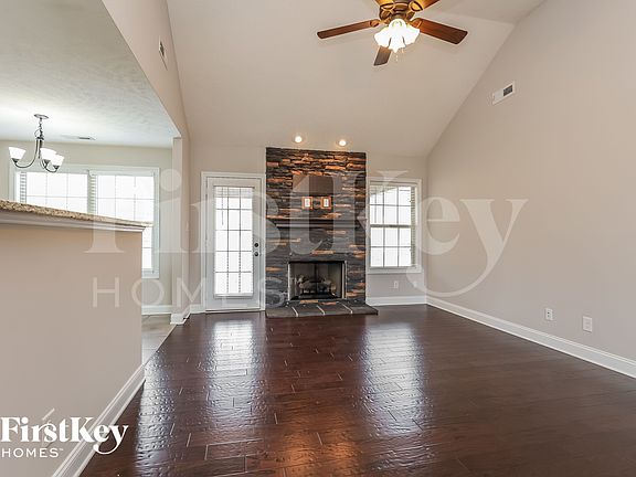 3rd image of 1129 Stillwood Dr