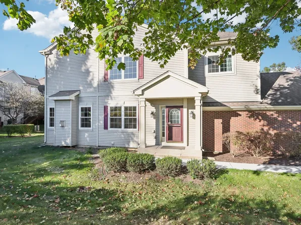 6038 Canterbury Ln, Hoffman Estates, IL 60192