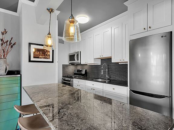 4th image of 205 W End Ave APT 14K