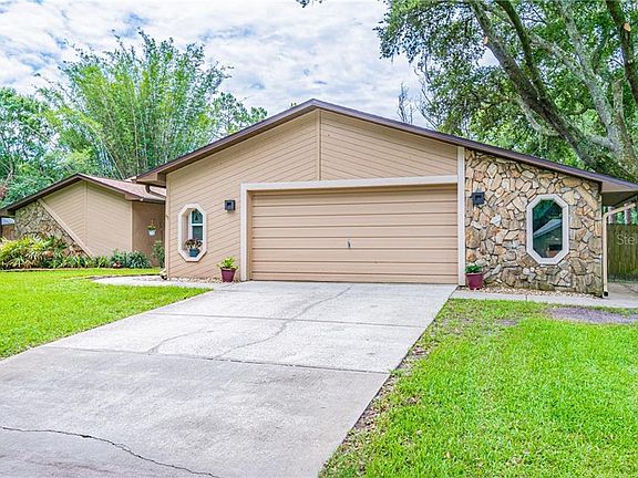 2nd image of 22142 River Rock Dr