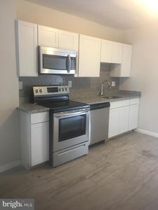 5 S Carey St, Baltimore, MD, 21223