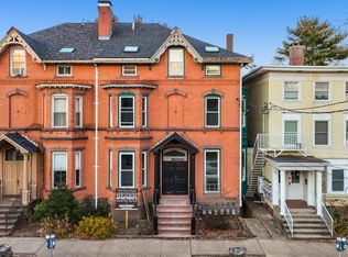 57 Trumbull St #1M, New Haven, CT 06510