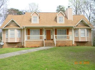 1410 7th Way Cir, Pleasant Grove, AL 35127