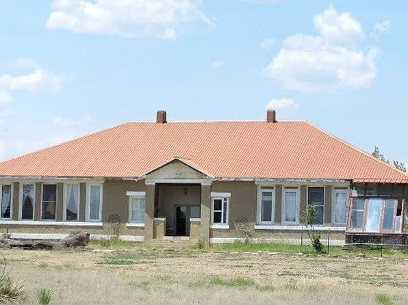 1105 Clapham Rd, Clayton, NM 88415