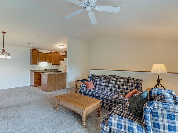 4th image of 1503 24th Ave Unit 4