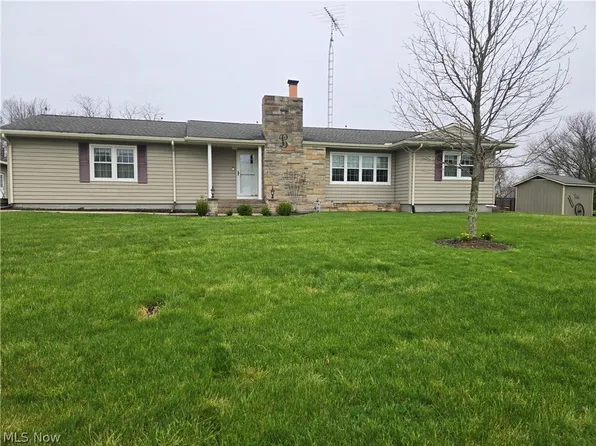 5495 College Hill Rd, Cambridge, OH 43725