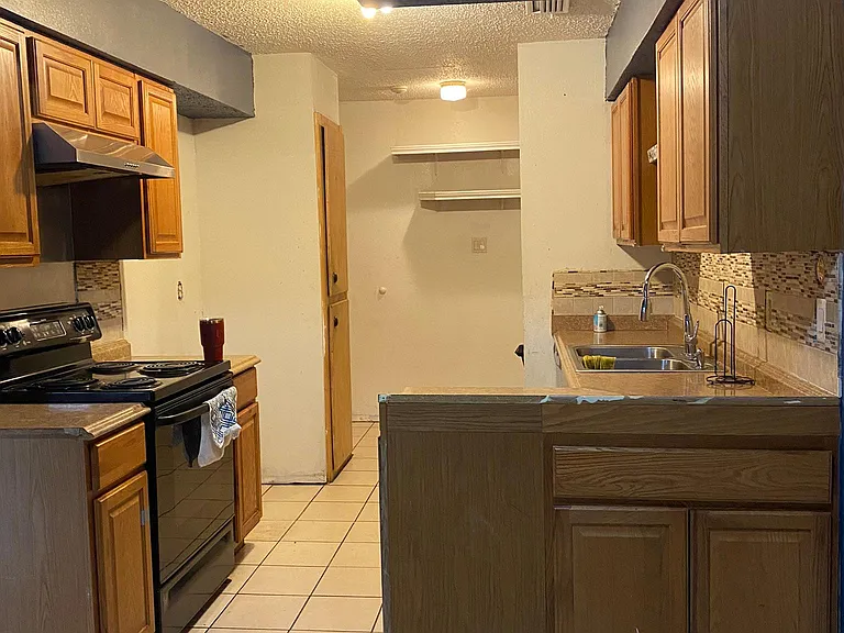 5022 Collingwood Dr — Photo 11