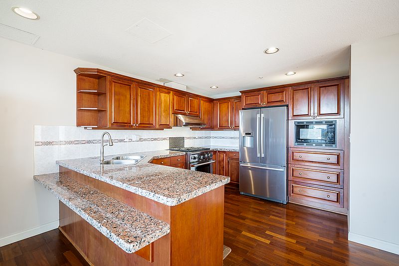 Vancouver Apartment for rent - 2 Bedrooms — photo 22