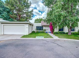 104 E Echo Ln, Phoenix, AZ 85020