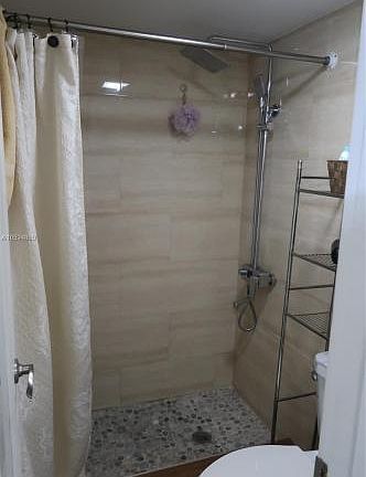2nd image of 110 Fontainebleau Blvd APT 102
