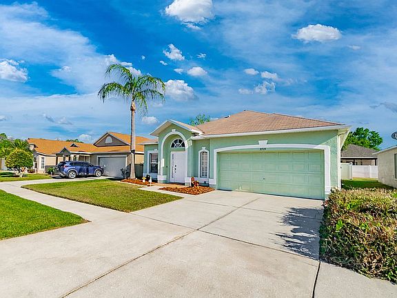 2nd image of 3719 Golden Eagle Dr