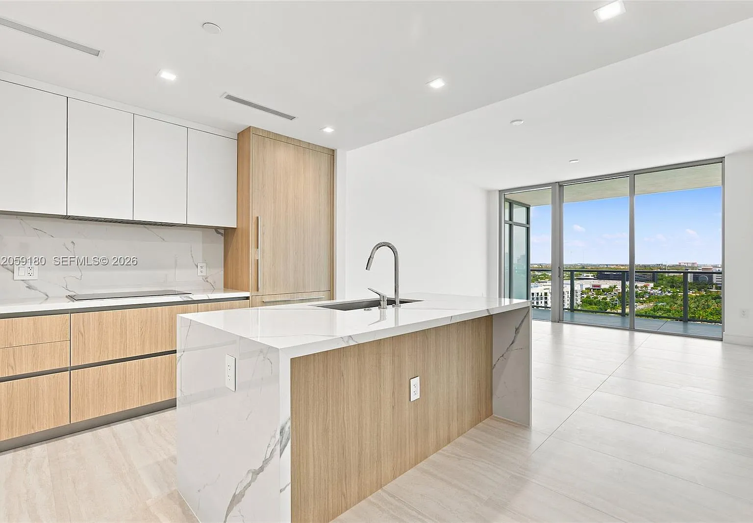 1 bed, 1.0 bath, $5,900 — Photo 3