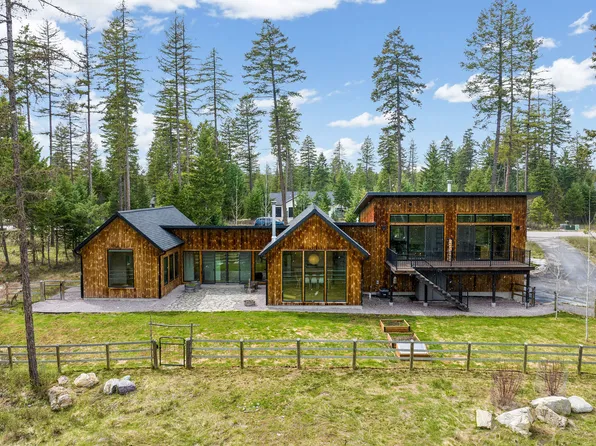 1157 Whitefish Village Dr, Whitefish, MT 59937
