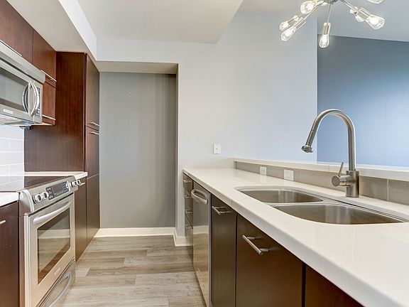 Plenty of  gorgeous counter space for cooking