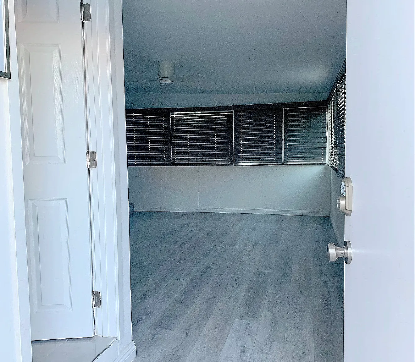1 bed, $1,000 — Photo 2