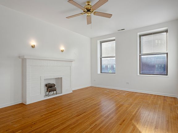 3rd image of 3320 W Diversey Ave #1