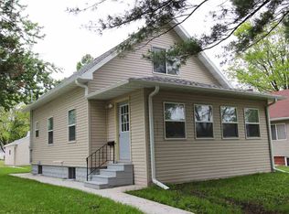 1306 Hawthorne Ave, Waterloo, IA 50702