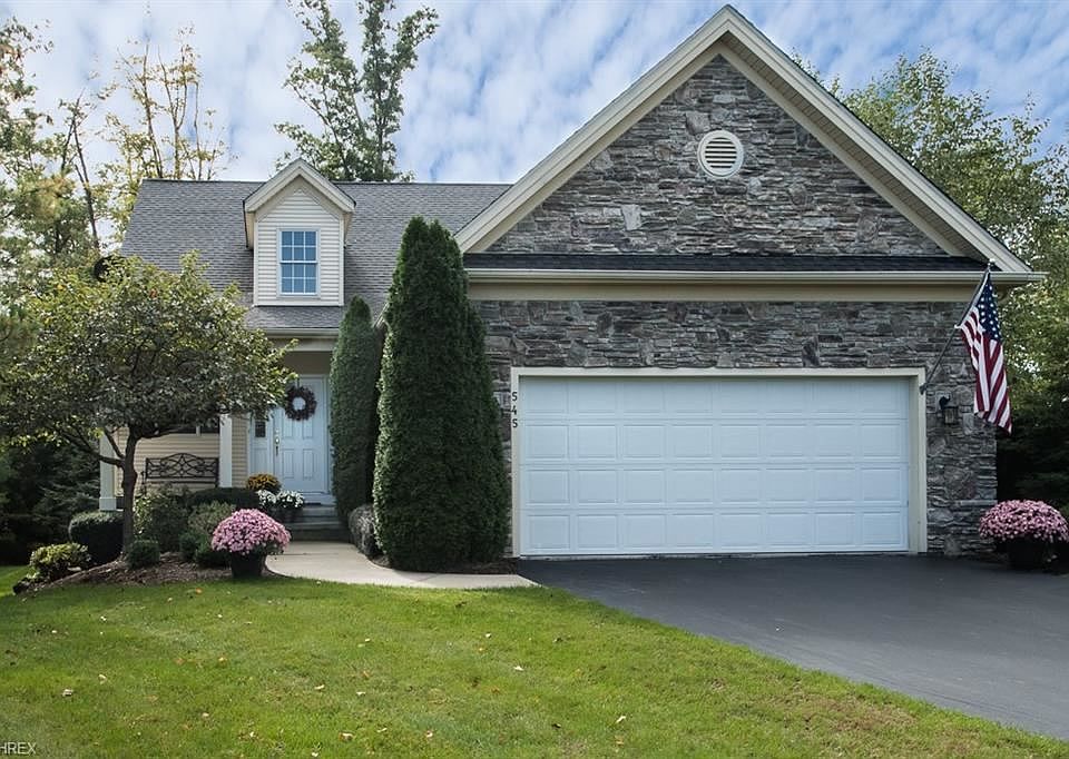 1st image of 545 Honeysuckle Ln