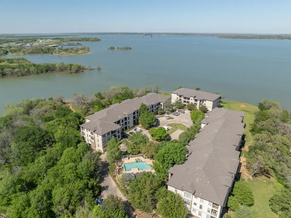 500 Waters Edge Dr APT 222, Lake Dallas, TX 75065