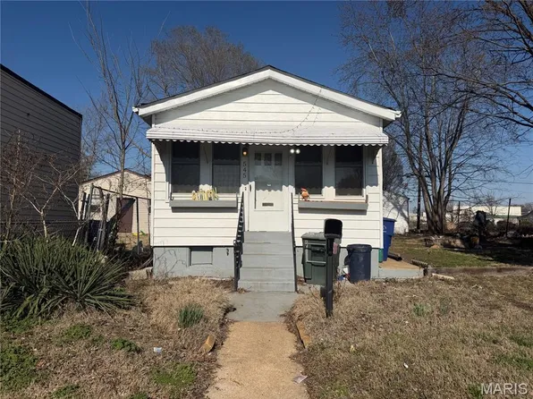 545 Davis St, Saint Louis, MO 63111