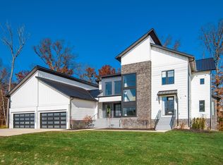 6427 Longview Dr, Delaware, OH 43015