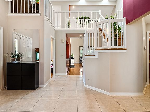 3rd image of 87 Willow Pkwy #70-1