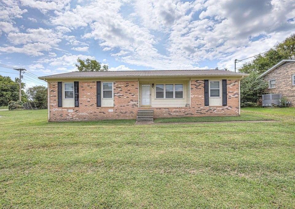1st image of 107 Rockwood Dr