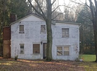 1230 Swigart Rd, Barberton, OH 44203