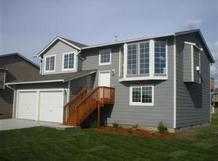 508 E 2nd St, Nooksack, WA 98276
