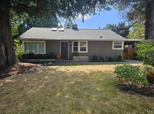 3825 NE 92nd St, Seattle, WA 98115