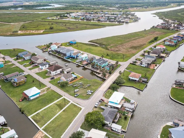 106 Jolly Boat Ln Lot 215 & 216, Freeport, TX 77541