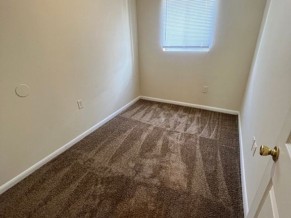 4th image of 1822 Williamsburg Rd