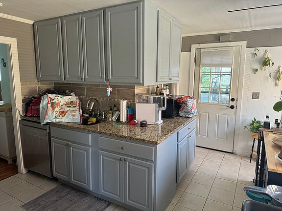 3rd image of 16 McKinley Rd #1