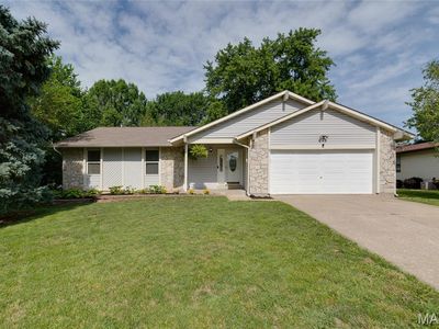 5 Lake Superior Dr, Saint Peters, MO, 63376