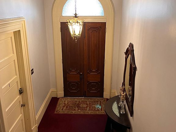 Front lobby entrance to building