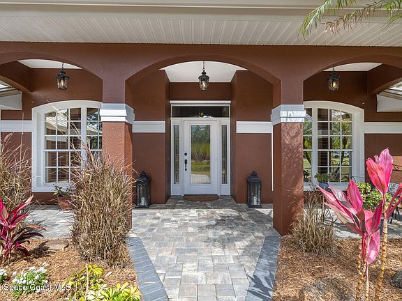 4th image of 4920 Shade Tree St